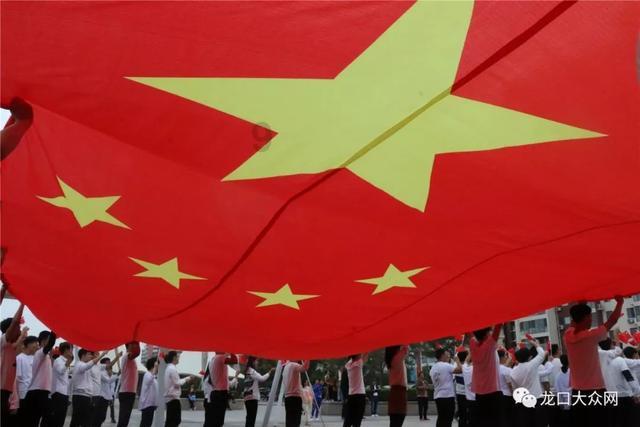 小猫钓鱼游戏龙王版有船